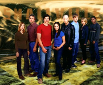 Smallville Cast Logo Background Wallpaper